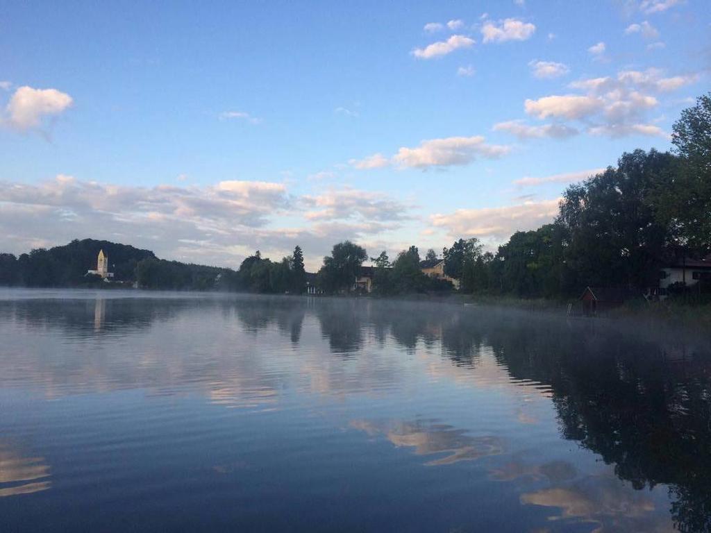 Sopherl Am See - Fruehstueck Auf Der Seeterrasse, Sehr Ruhig Und Wunderschoen Am See, 3 Minuten Nach Oberpfaffenhofen, Viele Radtouren, Restaurants & Cafes In Der Umgebung Weßling エクステリア 写真