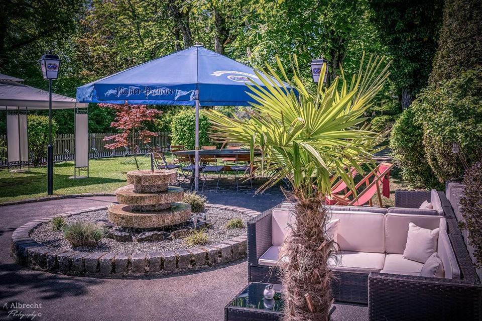 Sopherl Am See - Fruehstueck Auf Der Seeterrasse, Sehr Ruhig Und Wunderschoen Am See, 3 Minuten Nach Oberpfaffenhofen, Viele Radtouren, Restaurants & Cafes In Der Umgebung Weßling エクステリア 写真